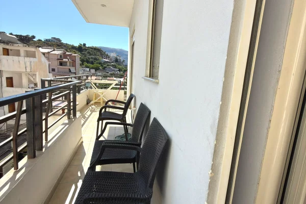 Shtepi ne shitje Apartament ne Vlore, 2+1, Mobilimi Bosh, pa mobiluar, Pagesa 165,000,000  Leke.