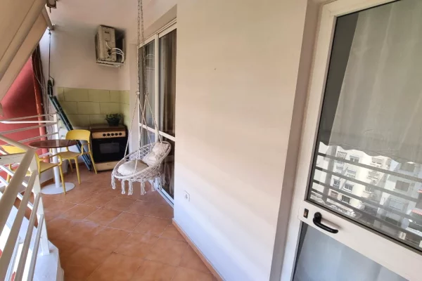 Appartamento in vendita a Tirana 1+1, Arredato