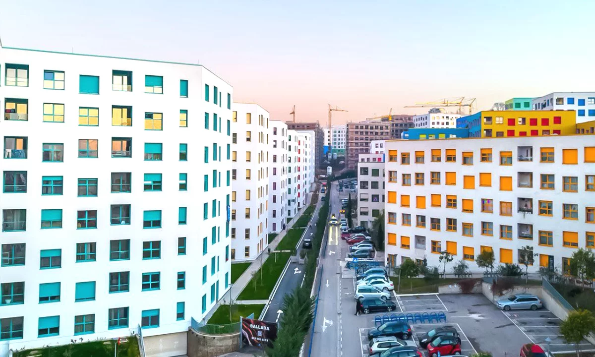 Shtepi me qera Apartament ne Tirane, 2+1, Mobilimi E mobiluar, Pagesa 500  Euro.