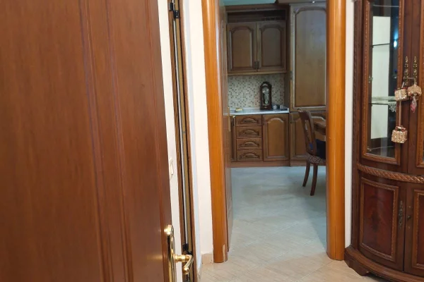 Shtepi me qera Apartament ne Durres, 1+1, Mobilimi E mobiluar, Pagesa 350  Euro.