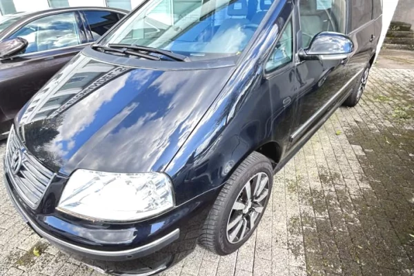 Makina ne shitje ne Tirane - 8,500 Euro