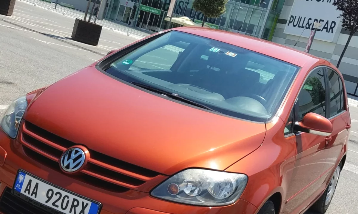 Makina ne shitje ne Tirane, Volkswagen, 2006 gasoline-gas,Kambio Manual Pagesa 3,300  Euro.