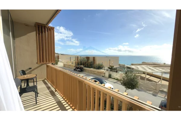 Shtepi ne shitje Vila Luksoze ne Himare, 2+1, Mobilimi E mobiluar, Pagesa 1,299,999  Euro.