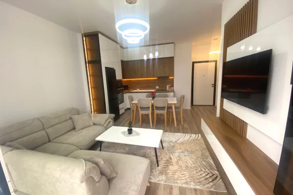 Shtepi me qera Apartament ne Tirane, 3+1, Mobilimi E mobiluar, Pagesa 55,000  Leke.
