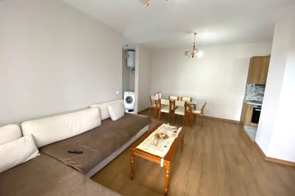 Shtepi me qera Apartament ne Tirane, 2+1, Mobilimi E mobiluar, Pagesa 55,000  Leke.