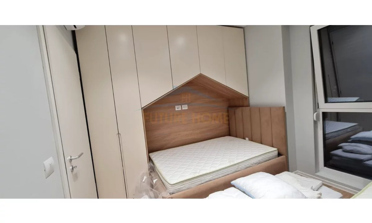 Appartamento in affitto a Tirana 2+1, Arredato