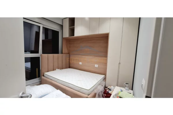 Appartamento in affitto a Tirana 2+1, Arredato