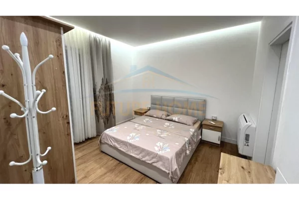 Shtepi me qera Apartament ne Tirane, 2+1, Mobilimi E mobiluar, Pagesa 700  Euro.
