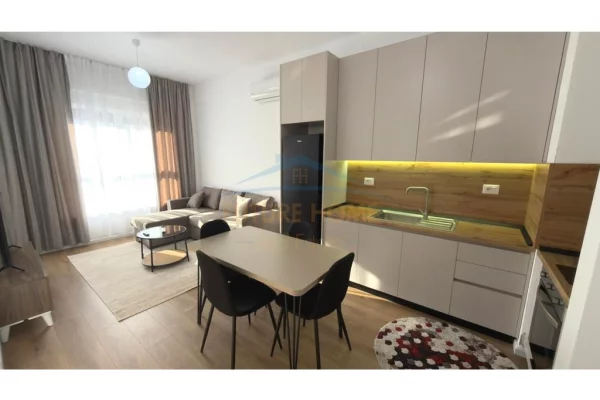Jap  Apartament 1+1, Residenca Kadiu ne zonen e Ali Demit.
