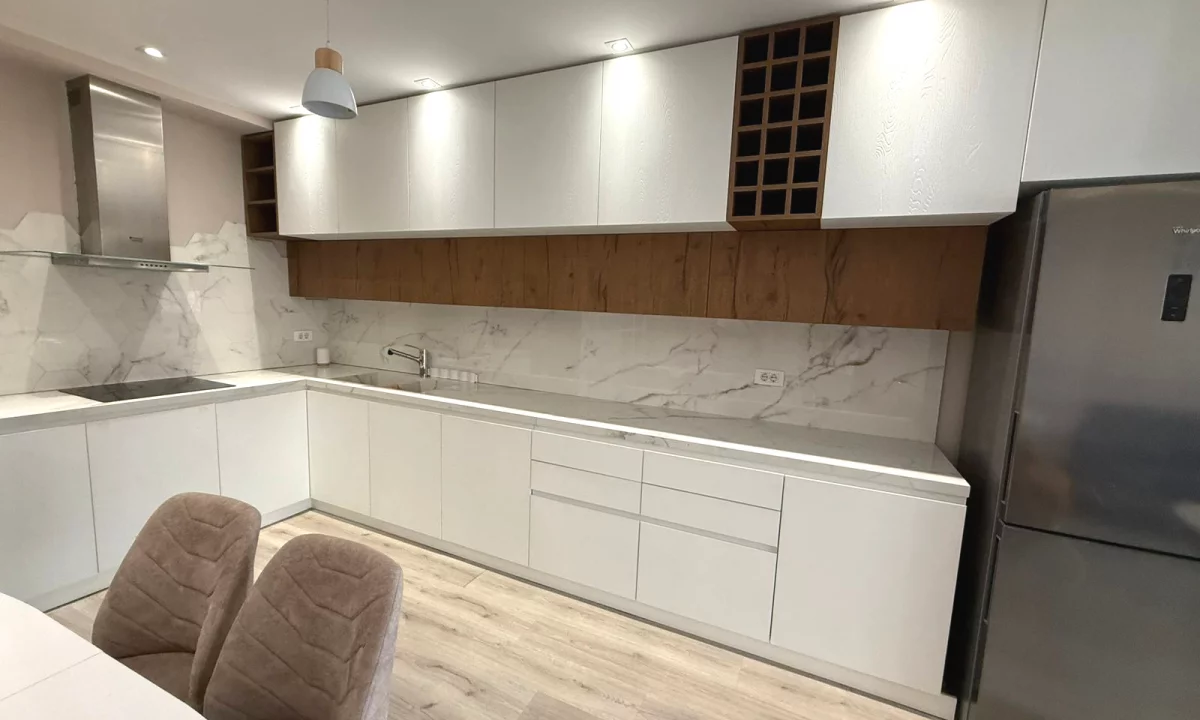 Shtepi me qera Apartament ne Tirane, 2+1, Mobilimi E mobiluar, Pagesa 750  Euro.