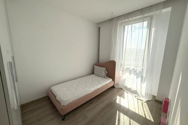 Shtepi me qera Apartament ne Tirane, 2+1, Mobilimi E mobiluar, Pagesa 750  Euro.