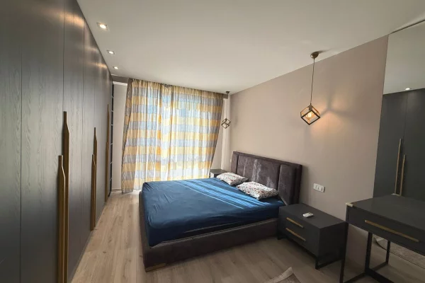 Shtepi me qera Apartament ne Tirane, 2+1, Mobilimi E mobiluar, Pagesa 750  Euro.