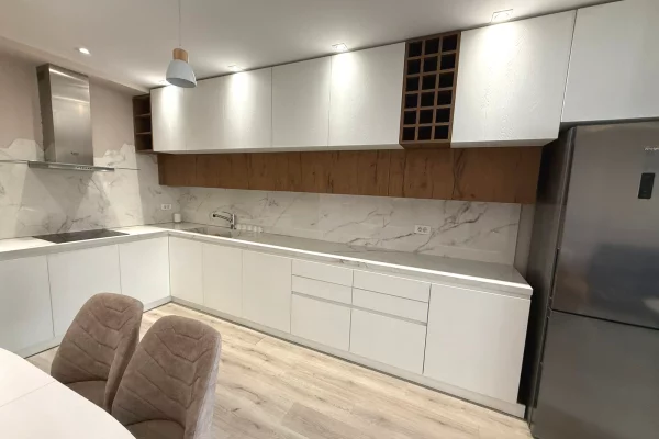Shtepi me qera 2+1 ne Tirane - 750 Euro
