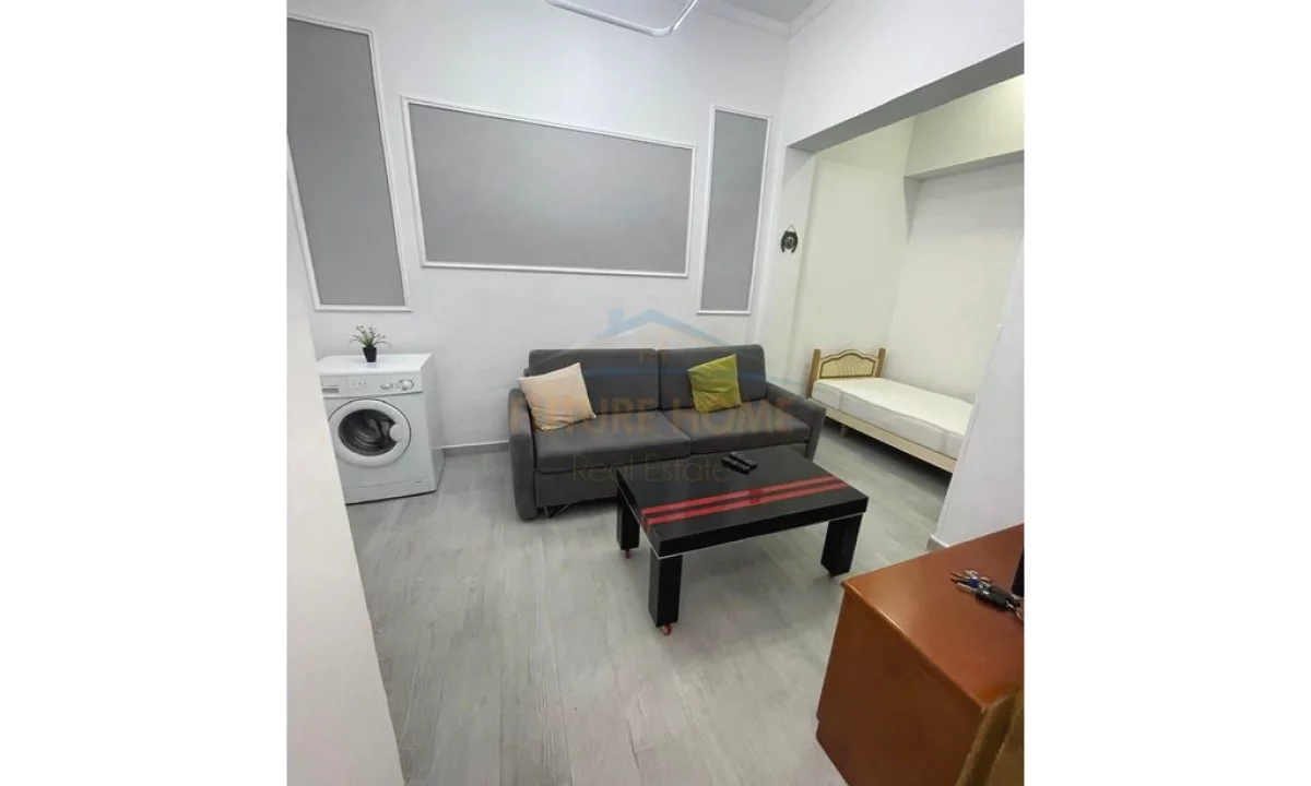 Shtepi me qera Shtepi Private ne Tirane, Garsoniere, Mobilimi E mobiluar, Pagesa 40,000  Leke.
