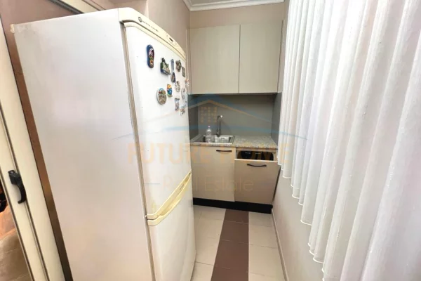 Shtepi me qera Apartament ne Tirane, 2+1, Mobilimi E mobiluar, Pagesa 600  Euro.