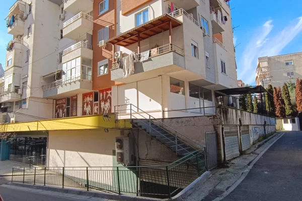 Business Property in Sale 1+1 in Tirana - 340,000 Euro