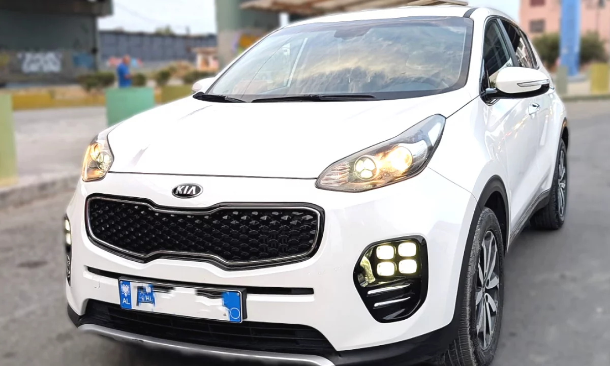 Kia Sportage – Automat | 2.0 Diesel Duke Nisur Nga 39 Euro Dita