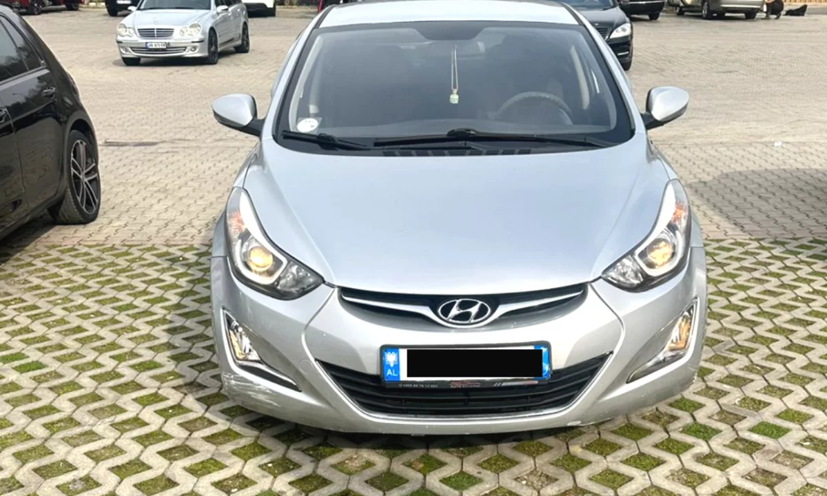 Auto in Vendita a Tirana, Hyundai, 2015 Diesel,Kambio Automatik Pagamento 6,300  Euro.