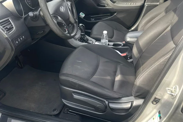 Auto in Vendita a Tirana, Hyundai, 2015 Diesel,Kambio Automatik Pagamento 6,300  Euro.