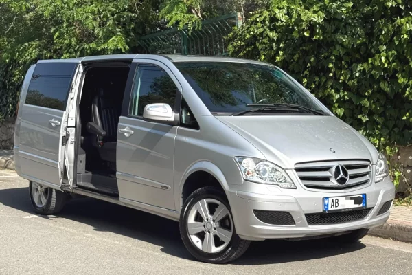Furgon me qera ne Rinas Tirane Mercedes-Benz Viano Duke Filluar nga 90 Euro Dita