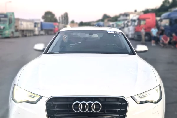 Makina me qera ne Tirane - 35 Euro