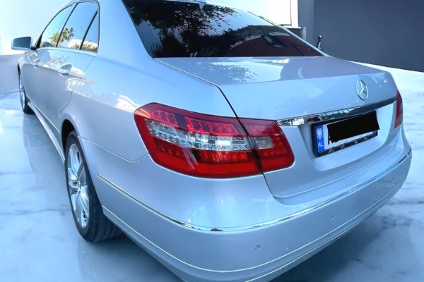 Makina me qera ne Tirane - 40 Euro