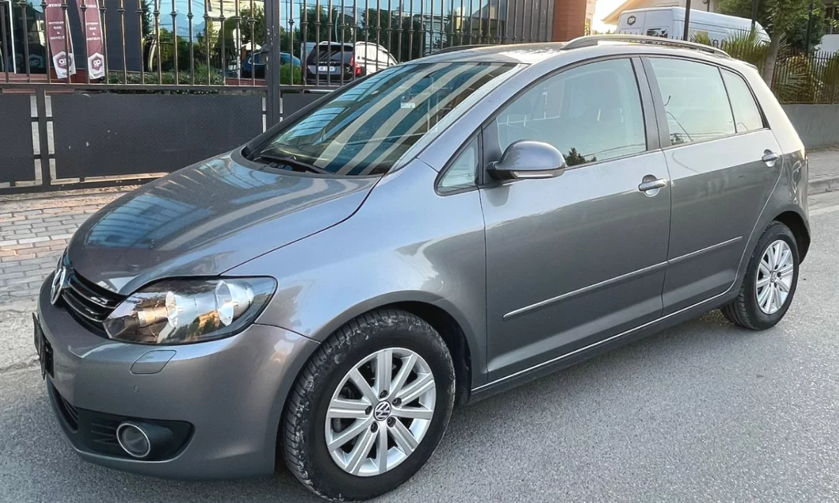 Volkswagen Golf 6 – Manual | 1.6 Nafte Duke Filluar nga 25 Euro Dita