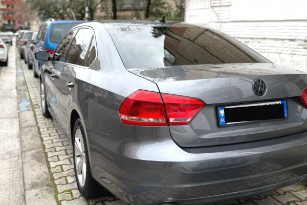 Makina me qera ne Tirane - 30 Euro