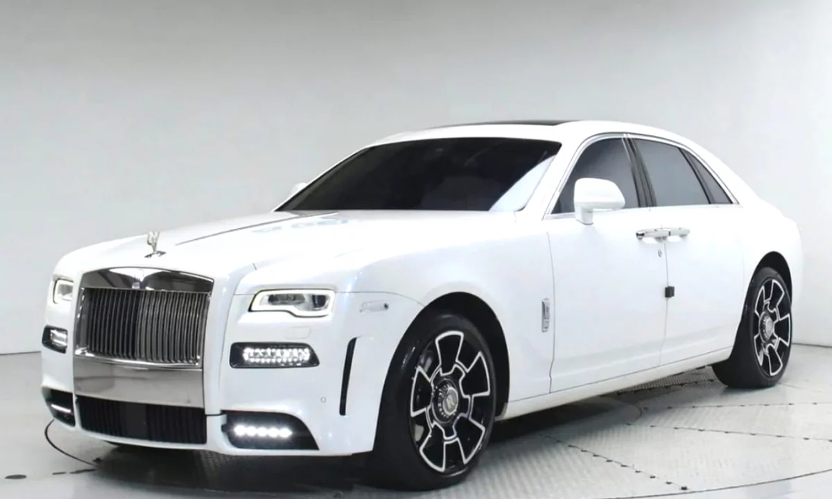🚘 Rolls-Royce Ghost – 6.6 V12 | Automatike Duke Filluar Nga 1200 Euro Dita