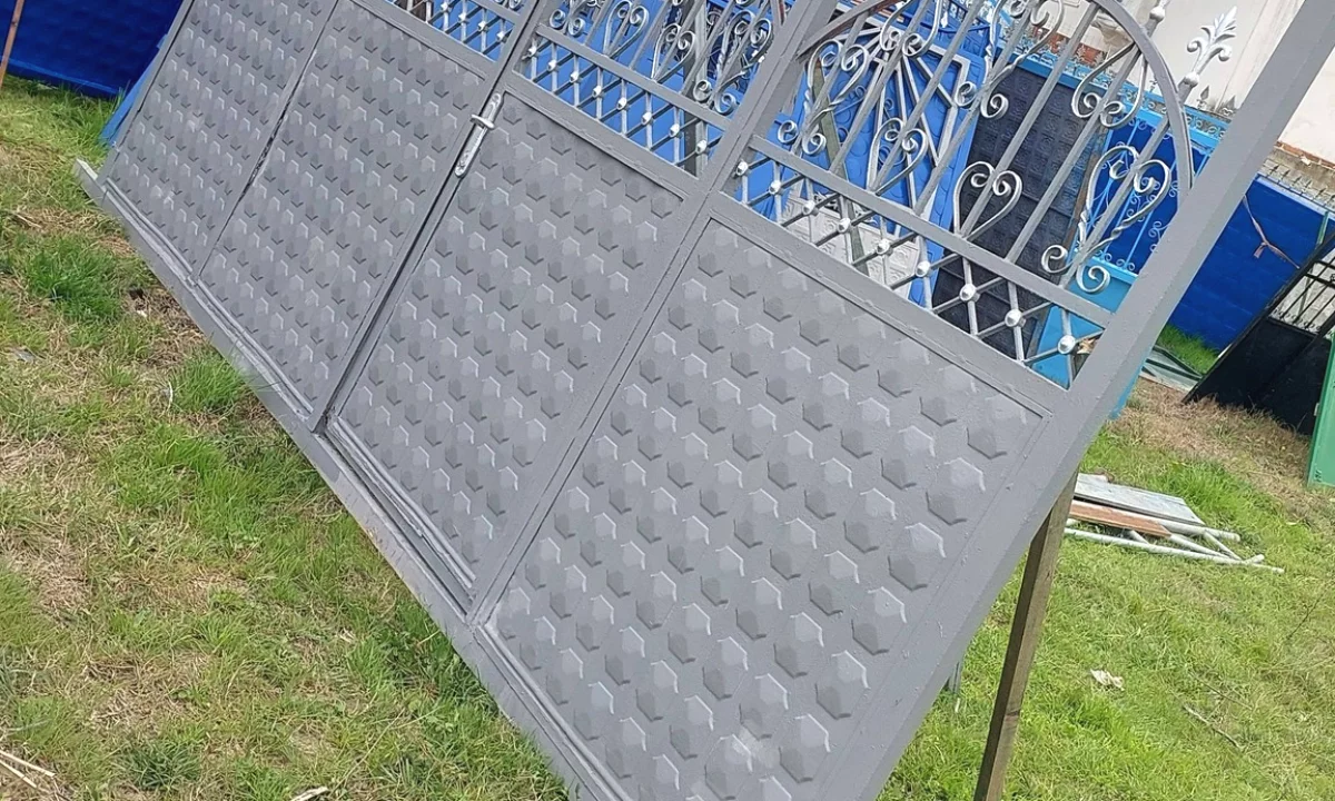 SHITET - Porta per oborr