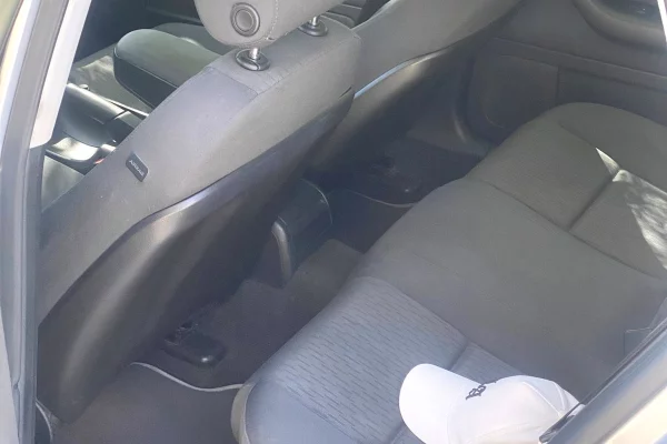 Auto in Vendita a Tirana, Audi, 2006 Diesel,Kambio Automatik Pagamento 3,800  Euro.