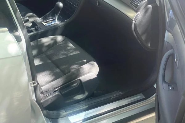 Auto in Vendita a Tirana, Audi, 2006 Diesel,Kambio Automatik Pagamento 3,800  Euro.