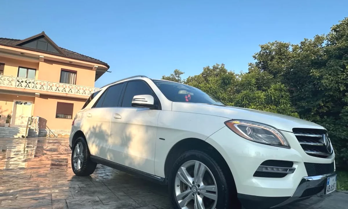 Auto in Vendita a Tirana, Mercedes-Benz, 2013 Diesel,Kambio Automatik Pagamento 13,500  Euro.