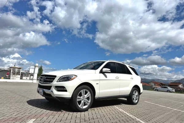 Auto in Vendita a Tirana, Mercedes-Benz, 2013 Diesel,Kambio Automatik Pagamento 13,500  Euro.