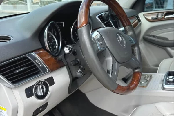 Auto in Vendita a Tirana, Mercedes-Benz, 2013 Diesel,Kambio Automatik Pagamento 13,500  Euro.