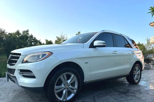 Auto in Vendita a Tirana - 13,500 Euro