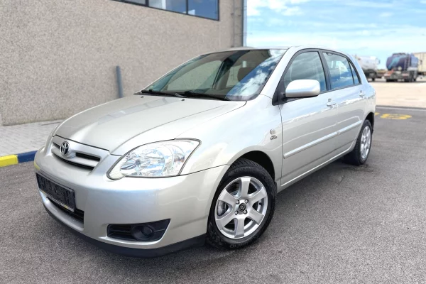 Auto in Vendita a Tirana, Toyota, 2006 Diesel,Kambio Automatik Pagamento 4,500  Euro.