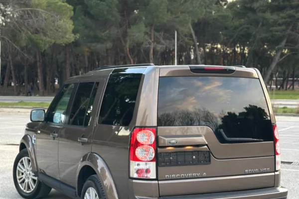 Auto in Vendita a Tirana, Land Rover, 2011 Diesel,Kambio Automatik Pagamento 10,000  Euro.