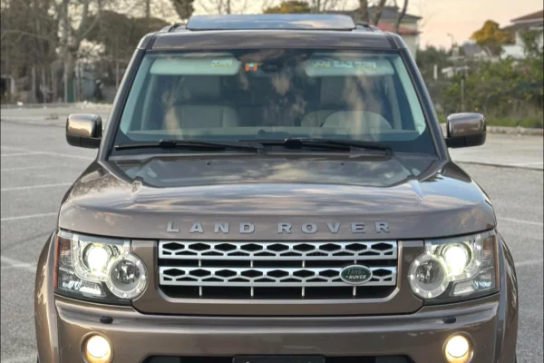 Auto in Vendita a Tirana, Land Rover, 2011 Diesel,Kambio Automatik Pagamento 10,000  Euro.