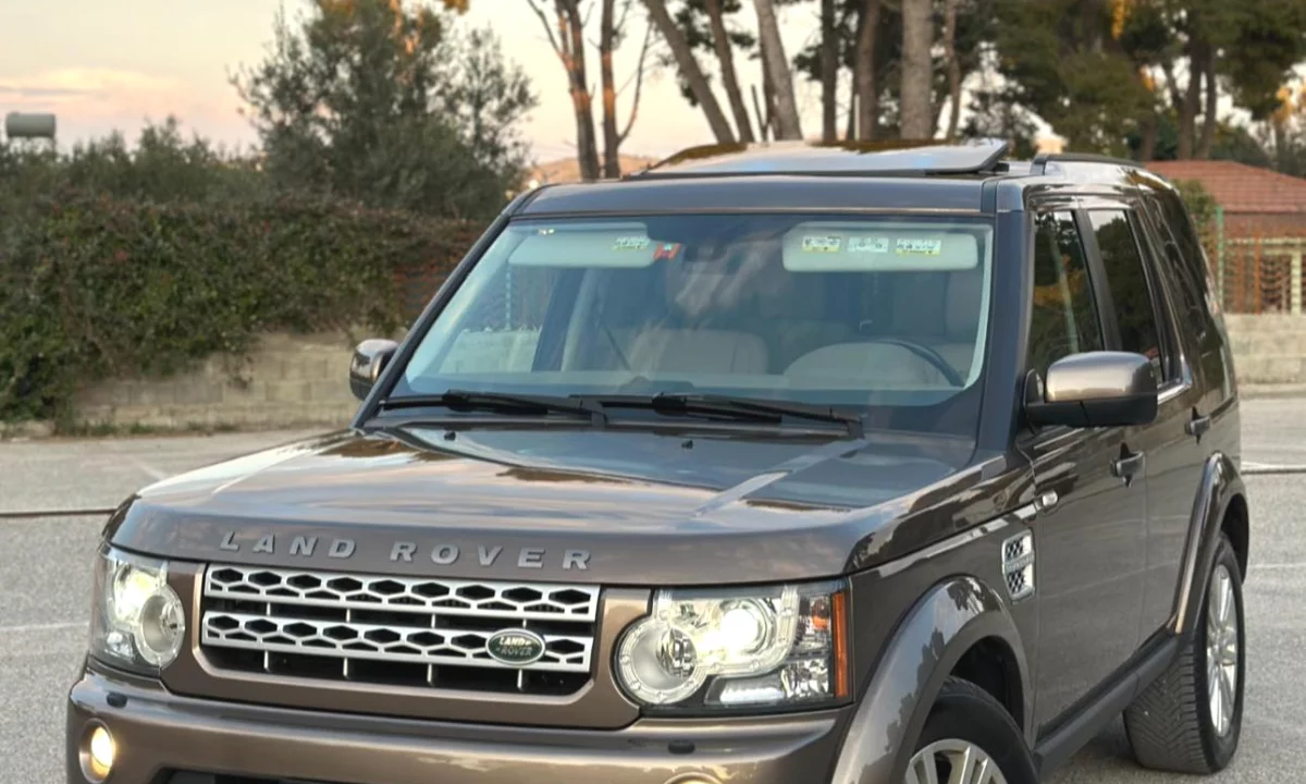 Auto in Vendita a Tirana, Land Rover, 2011 Diesel,Kambio Automatik Pagamento 10,000  Euro.