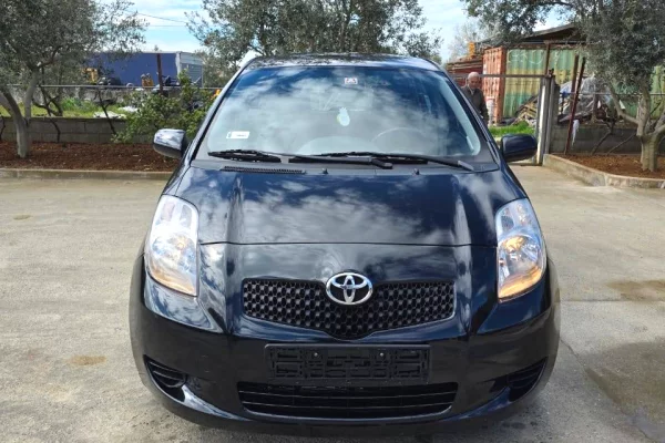 Auto in Vendita a Tirana - 450,000 Leke