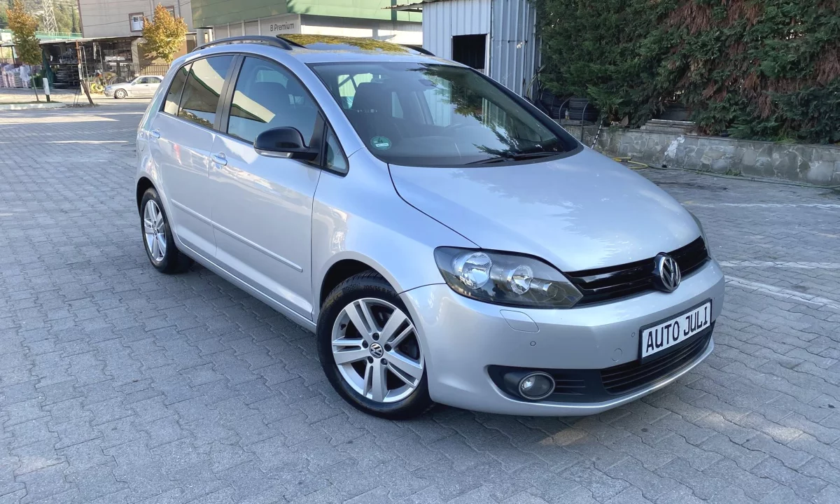 Auto in Vendita a Tirana, Volkswagen, 2012 Diesel,Kambio Automatik Pagamento 8,300  Euro.