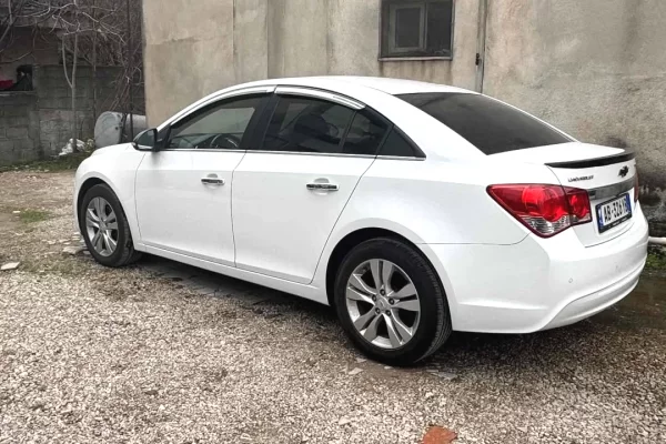 Auto in Vendita a Tirana, Chevrolet, 2014 Diesel,Kambio Automatik Pagamento 5,800  Euro.