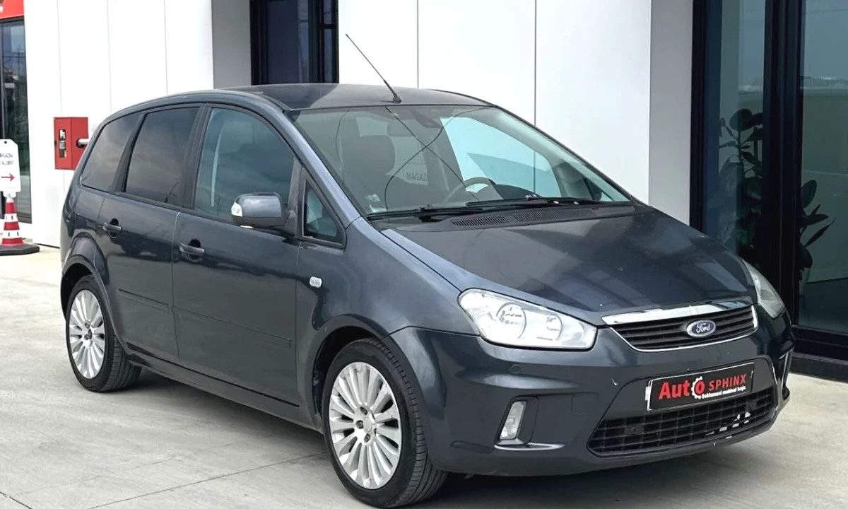Makina ne shitje ne Tirane, Ford, 2010 Diesel,Kambio Manual Pagesa 3,200  Euro.