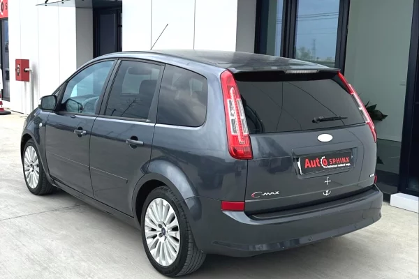 Auto in Vendita a Tirana, Ford, 2010 Diesel,Kambio Manual Pagamento 3,200  Euro.