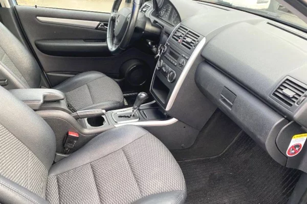 Auto in Vendita a Elbasan, Mercedes-Benz, 2009 gasoline-gas,Kambio Automatik Pagamento 4,800  Euro.