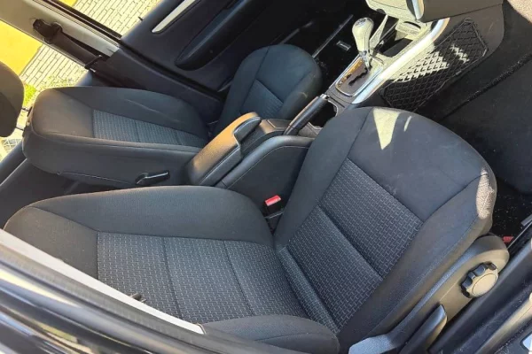 Auto in Vendita a Elbasan, Mercedes-Benz, 2010 gasoline-gas,Kambio Automatik Pagamento 4,900  Euro.