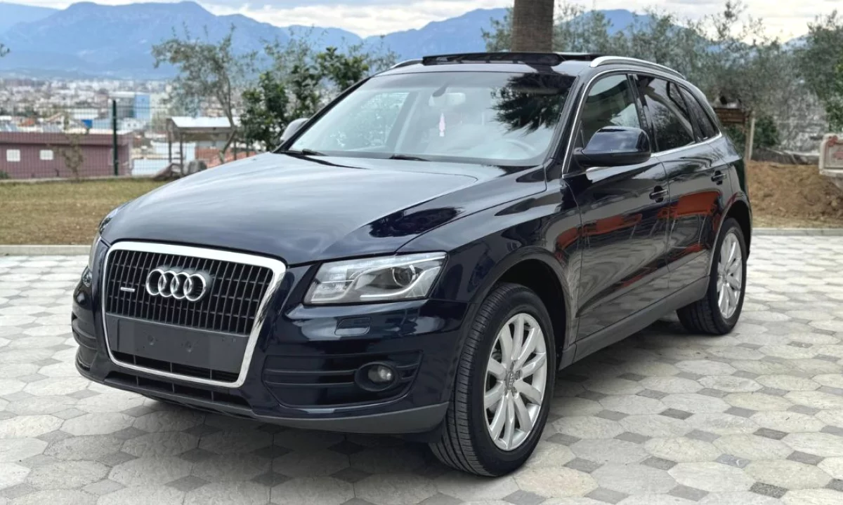 Makina ne shitje ne Tirane, Audi, 2010 Diesel,Kambio Automatik Pagesa 8,800  Euro.