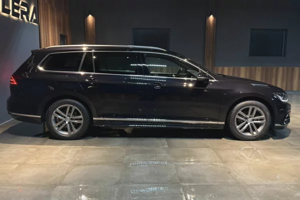 Auto in Vendita a Pristina, Volkswagen, 2018 Diesel,Kambio Automatik Pagamento 13,800  Euro.