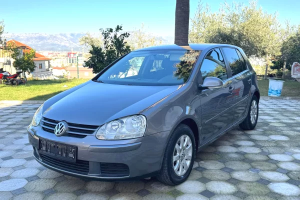 Auto in Vendita a Tirana, Volkswagen, 2008 Diesel,Kambio Manual Pagamento 3,900  Euro.